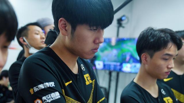 的又一次成 的又一次成