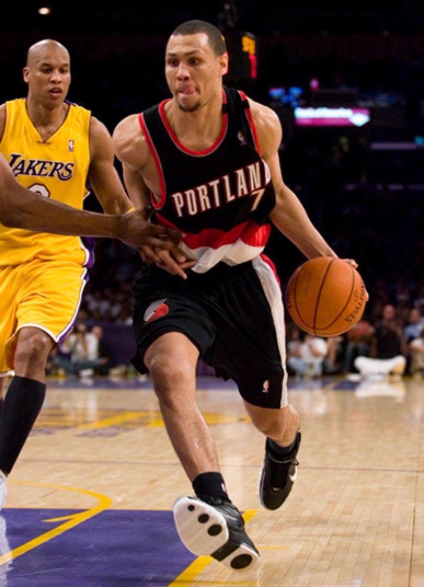 为球队在亚 为球队在亚