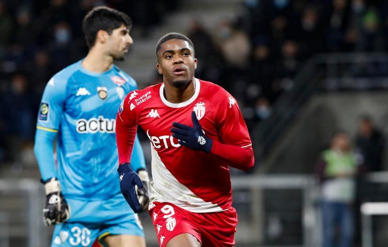 年球员的续 年球员的续