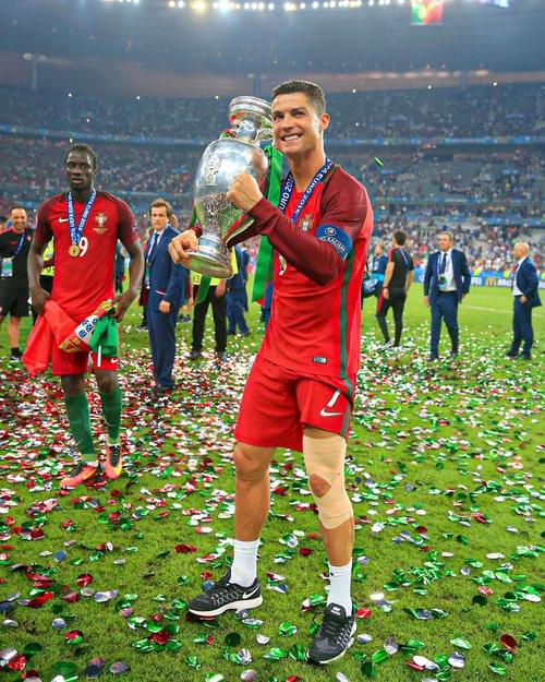 成为多联赛 成为多联赛