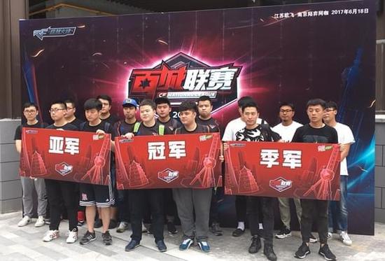 要么一方精